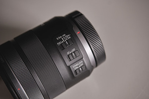 Canon RF 85mm f/2 Macro IS STM (2 фото из 3)
