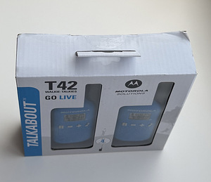 Motorola T42 Walkie-Talkies Blue Twin Pack (5 фото из 5)