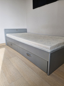 Malibu voodi 90 x 190 cm hõbe (1 foto / 7)