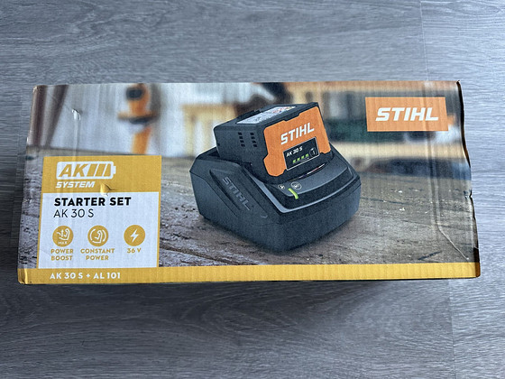 STIHL Starter 36V SET/ AK 30 S Aku + AL 101 Laadja