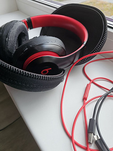 Beats Studio (чёрно-красные) (3 фото из 4)