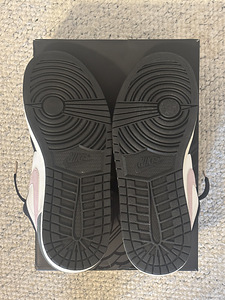 Air Jordan 1 Low SE “Black Iced Carmine” 45 (6 foto / 8)