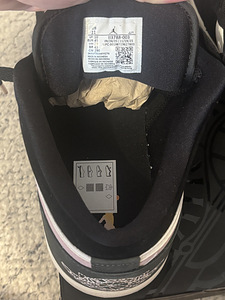 Air Jordan 1 Low SE “Black Iced Carmine” 45 (7 foto / 8)