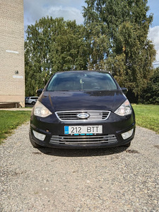 Ford Galaxy 2010 2.0 (A) (3 фото из 15)