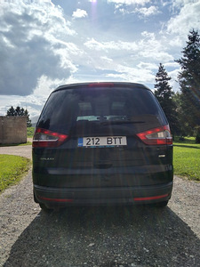 Ford Galaxy 2010 2.0 (A) (6 фото из 15)