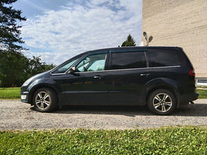 Ford Galaxy 2010 2.0 (A) (8 фото из 15)