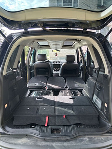 Ford Galaxy 2010 2.0 (A) (11 фото из 15)