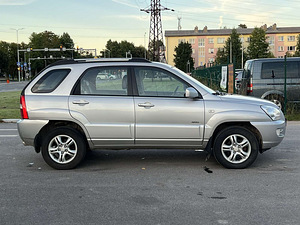 KIA SPORTAGE (5 фото из 11)
