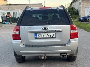 KIA SPORTAGE (8 фото из 11)