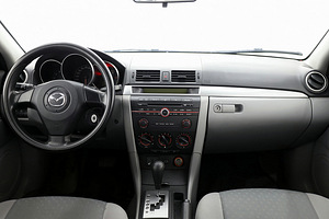 Mazda 3 Elegance ATM 1.6 77kW (5 фото из 7)