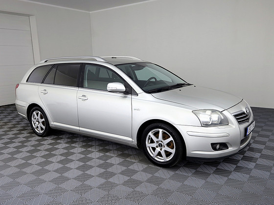Toyota Avensis Linea Sol Facelift 2.2 D-CAT 130kW