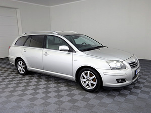 Toyota Avensis Linea Sol Facelift 2.2 D-CAT 130kW (1 foto / 7)