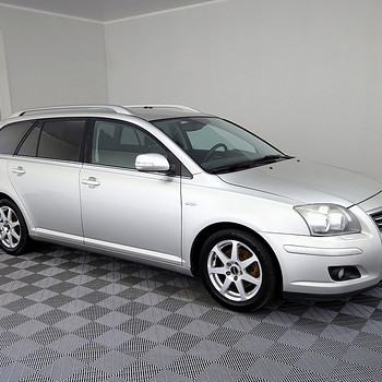 Toyota Avensis Linea Sol Facelift 2.2 D-CAT 130kW