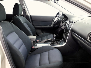 Mazda 6 Elegance Facelift LPG 2.0 108kW (6 фото из 7)