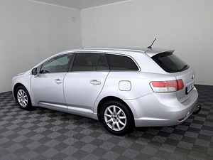 Toyota Avensis Linea Sol ATM 1.8 108kW (4 фото из 8)
