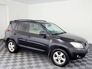 Toyota RAV4 Luxury 4x4 2.2 D-4D 130kW (1 фото из 9)