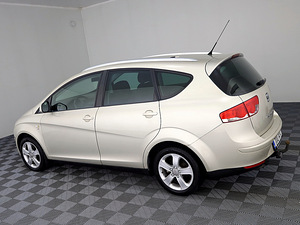 SEAT Altea XL Comfortline ATM 2.0 TDI 103kW (4 foto / 7)