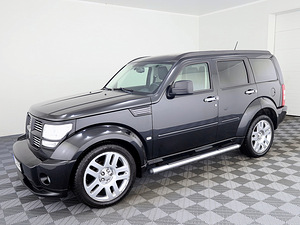Dodge Nitro R/T Sport Edition 2.8 CRD 130kW (2 фото из 8)