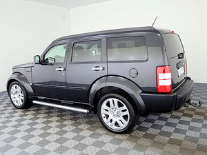 Dodge Nitro R/T Sport Edition 2.8 CRD 130kW (4 фото из 8)
