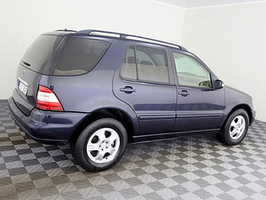 Mercedes-Benz ML 270 Luxury ATM 2.7 CDI 120kW (3 фото из 7)