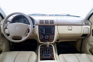 Mercedes-Benz ML 270 Luxury ATM 2.7 CDI 120kW (5 фото из 7)