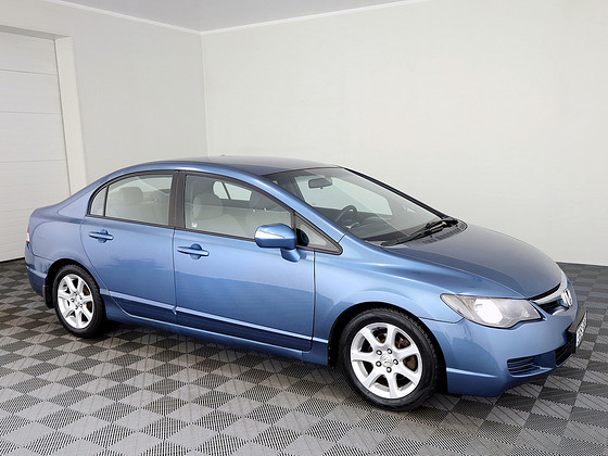 Honda Civic Elegance LPG ATM 1.8 103kW
