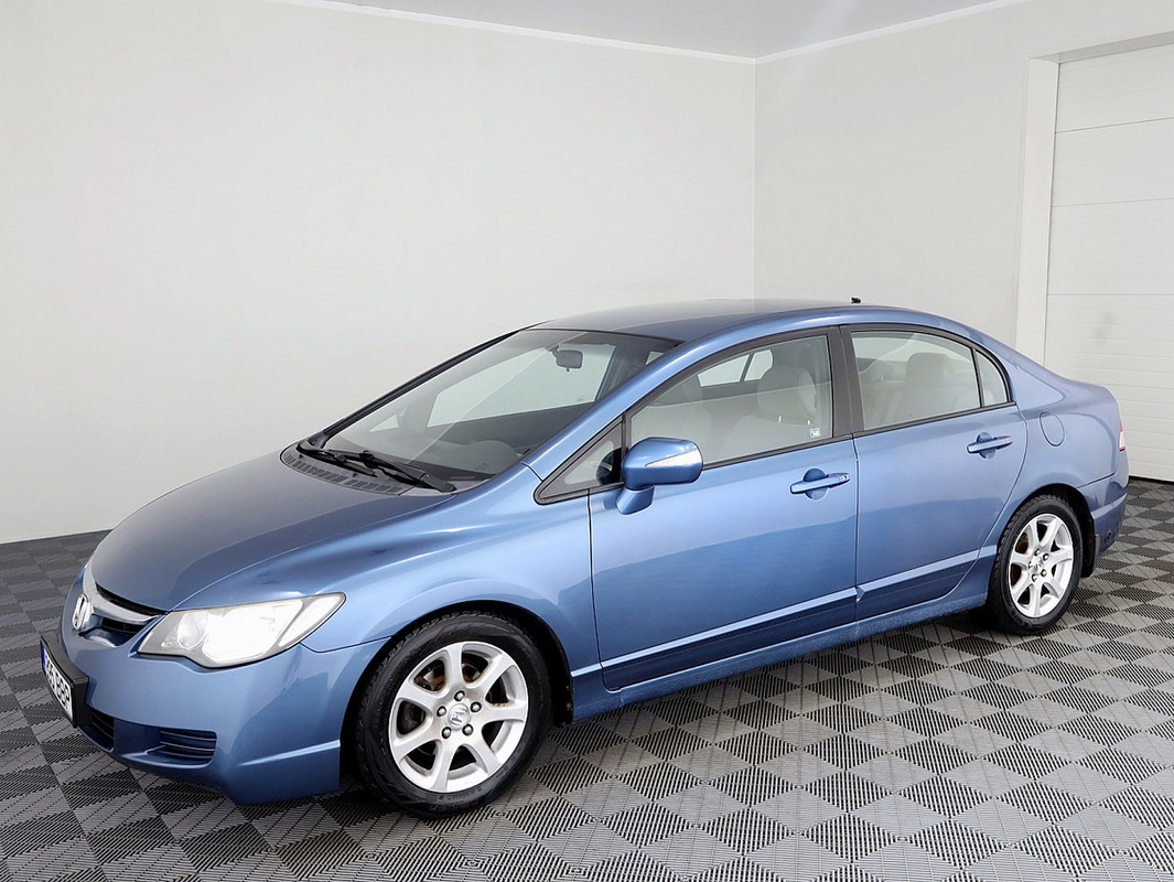 Honda Civic Elegance LPG ATM 1.8 103kW