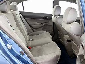 Honda Civic Elegance LPG ATM 1.8 103kW (7 фото из 9)