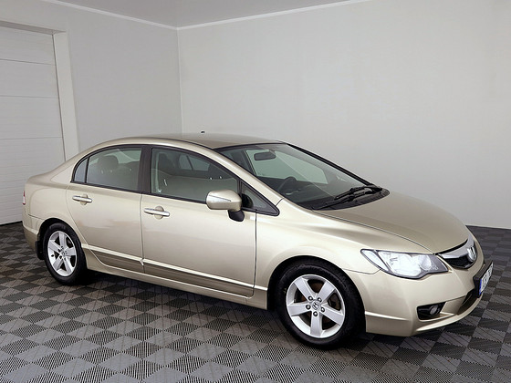 Honda Civic Elegance LPG ATM 1.8 103kW