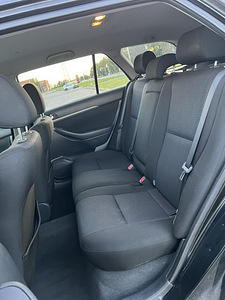 TOYOTA AVENSIS (11 фото из 11)