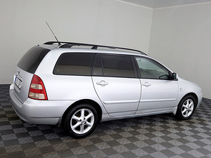 Toyota Corolla Linea Sol Facelift 1.6 81kW (3 фото из 9)