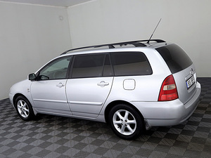 Toyota Corolla Linea Sol Facelift 1.6 81kW (4 фото из 9)