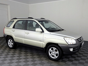 Kia Sportage Active 4x4 2.0 104kW (1 фото из 8)