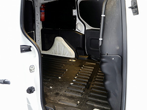 Peugeot Partner Van Facelift 1.6 HDi 55kW (7 фото из 8)