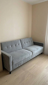 Müüa praktiliselt uus diivan (1 foto / 3)