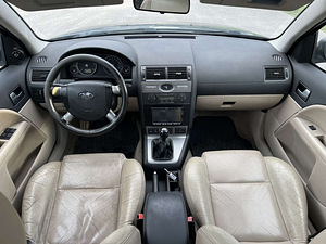 FORD MONDEO TURNIER (9 фото из 10)