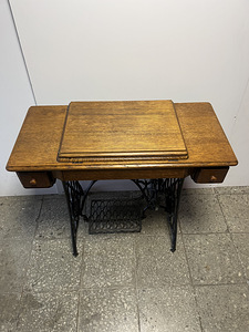 Singer 1910.a (2 фото из 8)