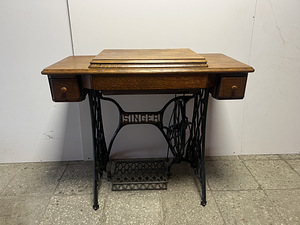 Singer 1910.a (3 фото из 8)