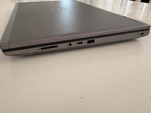 Väga võimas Dell Precision 7780 17,3" (4 foto / 10)