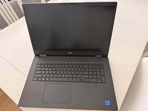 Väga võimas Dell Precision 7780 17,3" (1 foto / 10)