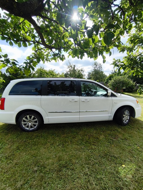 Chrysler Town & Country