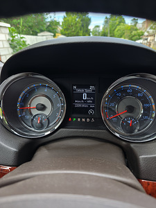 Chrysler Town & Country Benz/LPG (7 фото из 9)