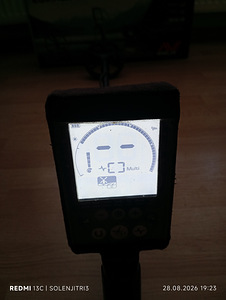 Minelab Equinox 800 (2 foto / 4)