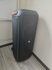 Jbl partybox 710 (2 foto / 3)