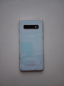 Samsung S10 (2 foto / 2)