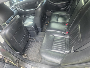 Toyota Avensis (5 фото из 6)