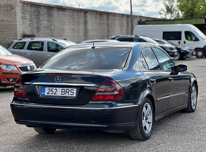 MERCEDES-BENZ E 270 CDI (3 foto / 8)