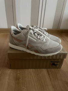 Reebok tossud 39, beež (7 foto / 8)