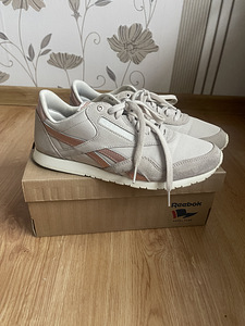 Reebok tossud 39, beež (8 foto / 8)