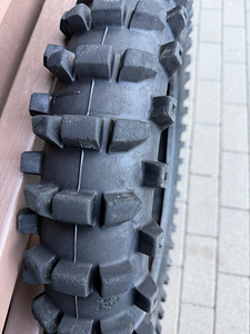 Кроссовые шины Pirelli 19" и 21 (1 фото из 5)